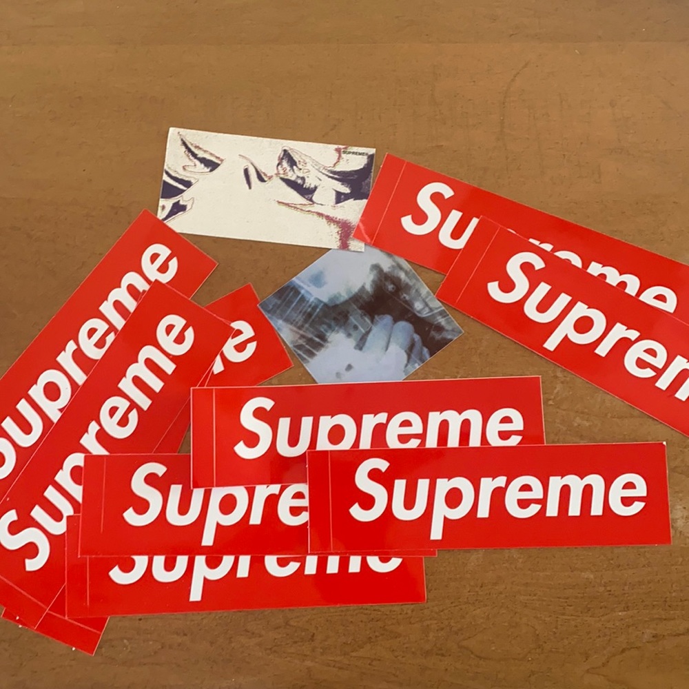 12 Supreme Stickers